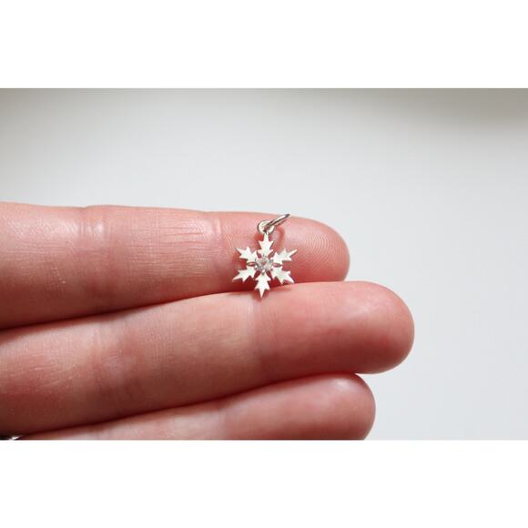 Sterling Silver Snowflake Charm, Sterling Silver Christmas Snowflake Charm - Picture 3 of 6